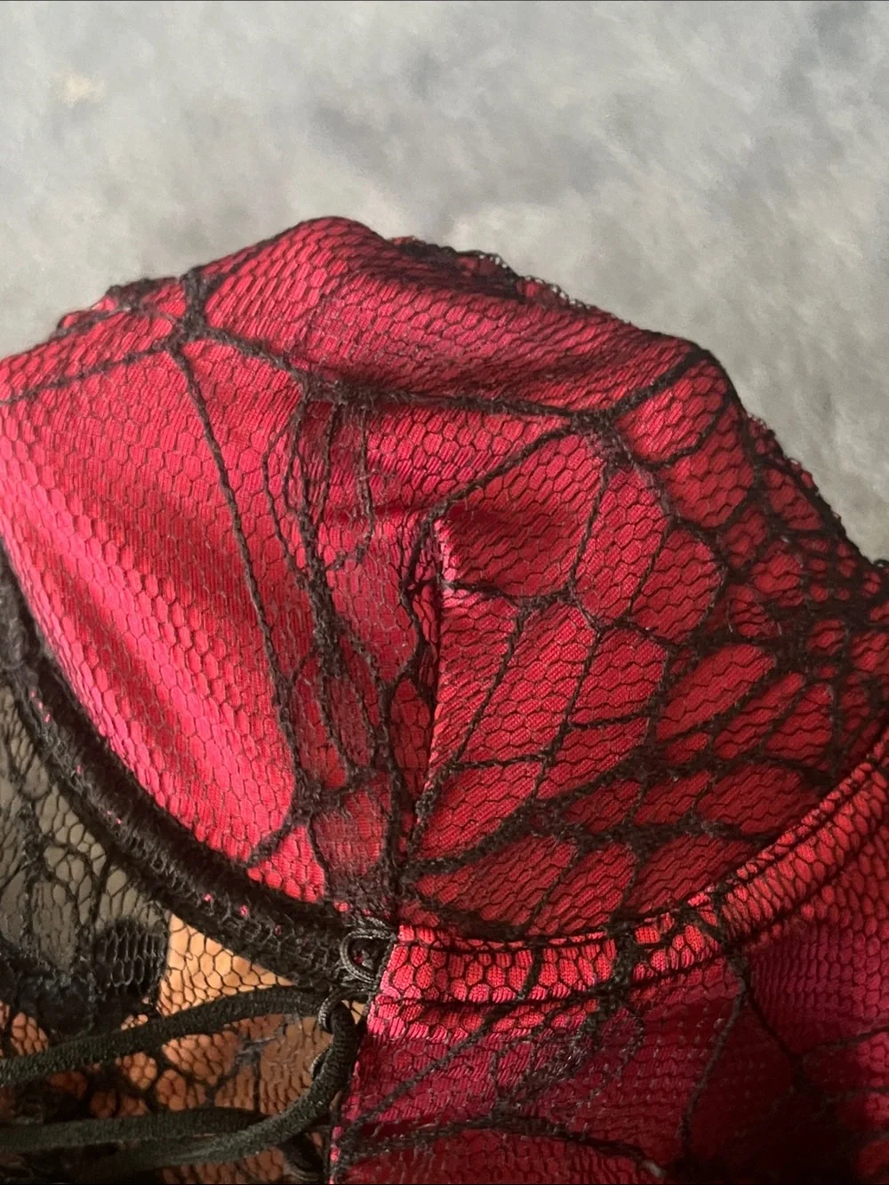 Shein Romwe Red and black goth spider web print lace-up top XS - Picture 7 of 7